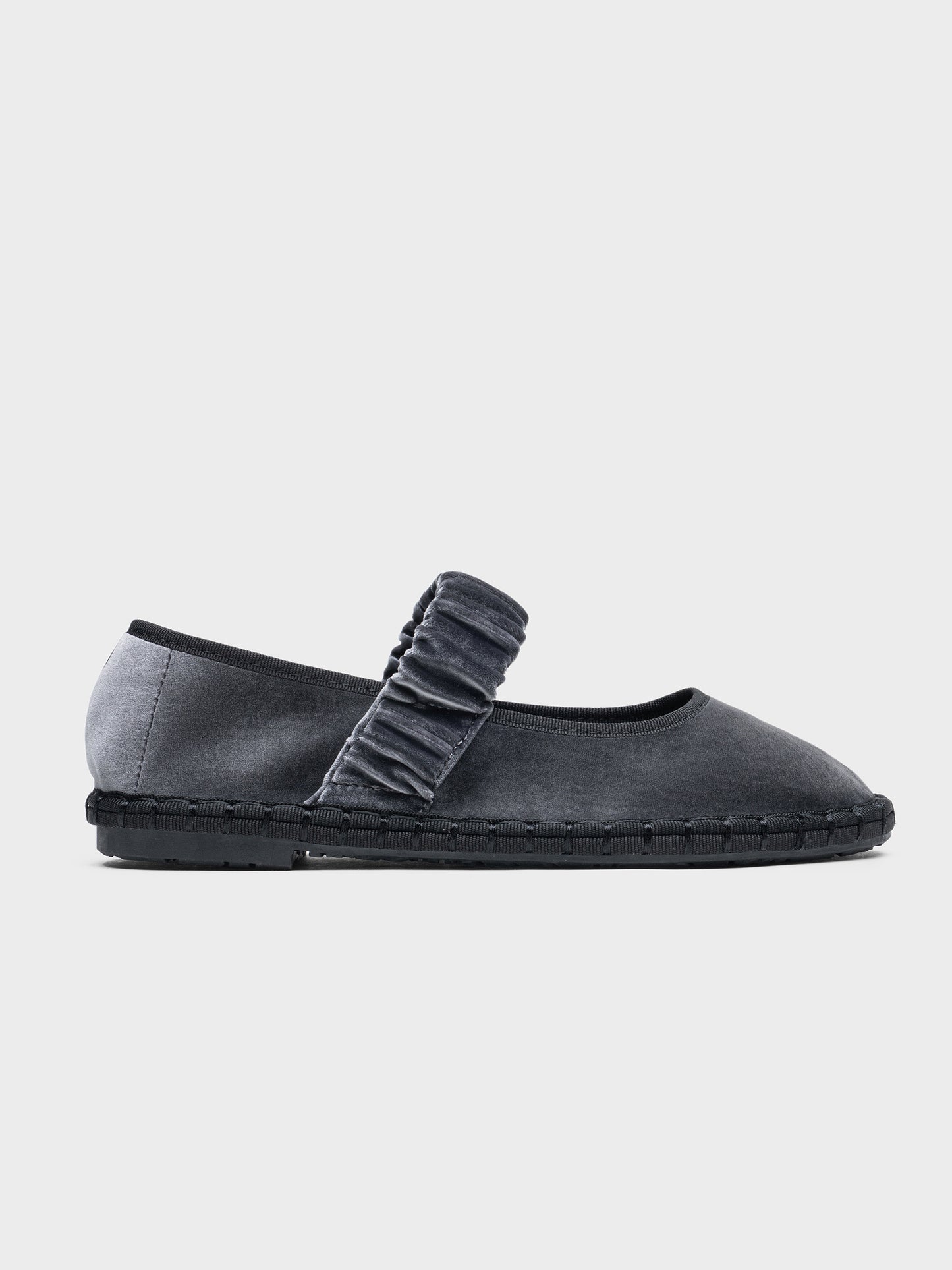 MERCEDITAS BEATRIZ GOMA GREY