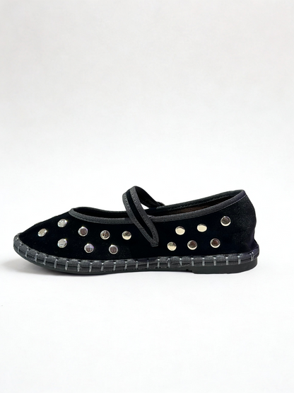 MERCEDITAS NAYLA TACHUELAS BLACK