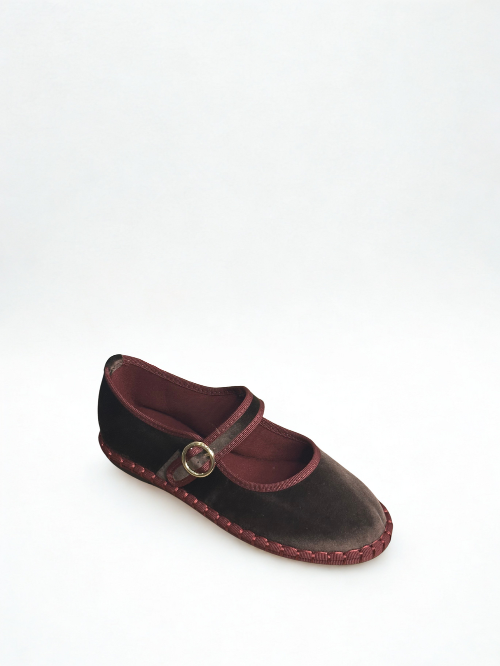 MERCEDITA SOFIA BROWN/WINE