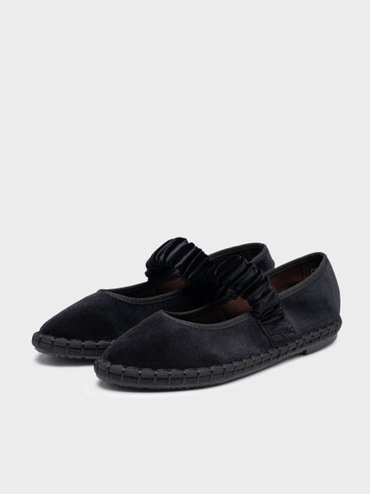 MERCEDITAS BEATRIZ GOMA BLACK