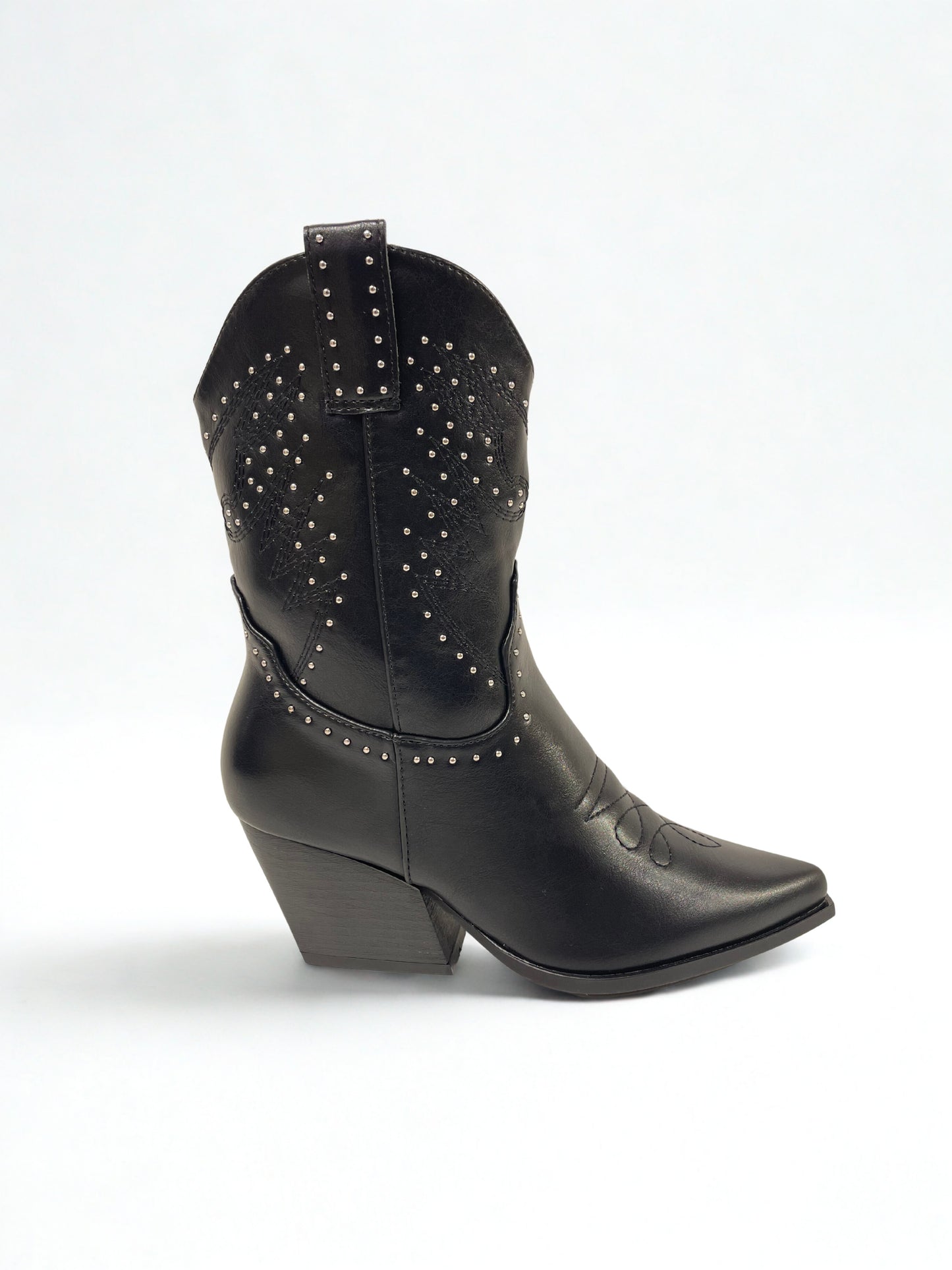 BOTÍN TACHUELAS BLACK