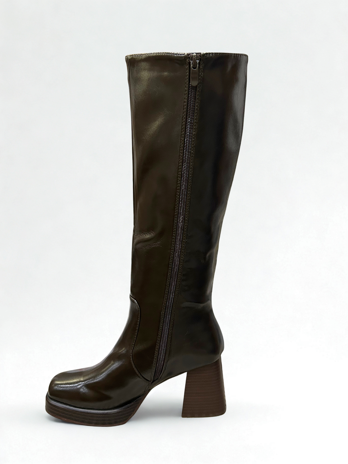 BOTA ALTA LUCIA TACÓN BROWN