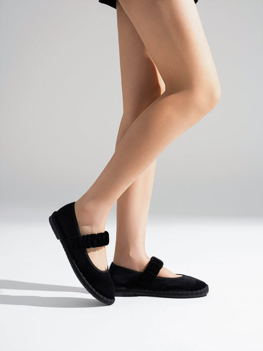 MERCEDITAS BEATRIZ GOMA BLACK