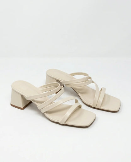 SANDALIA TIRAS LOLA BEIGE