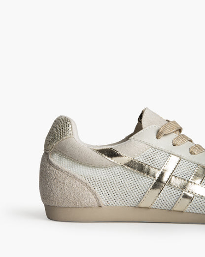 ZAPATILLAS RETRO CALADA PLATINO