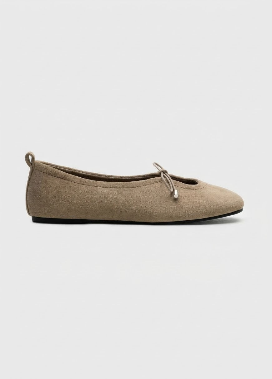 ZAPATO PLANO ESCOTE NUDO KHAKI ANTELINA