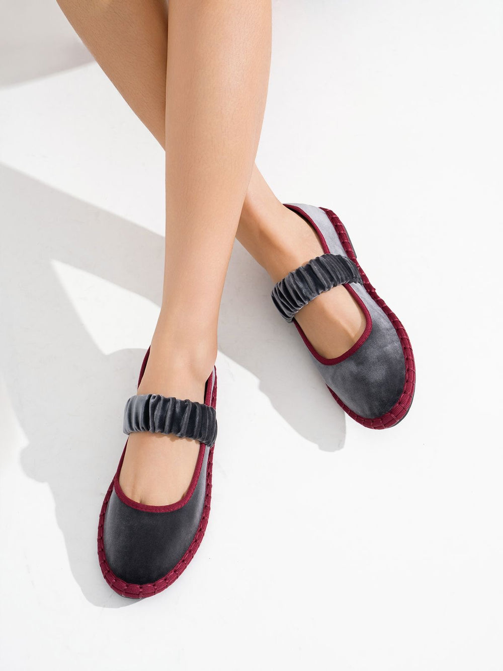 MERCEDITAS BEATRIZ GOMA GREY/WINE