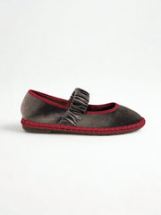MERCEDITAS BEATRIZ GOMA GREY/WINE