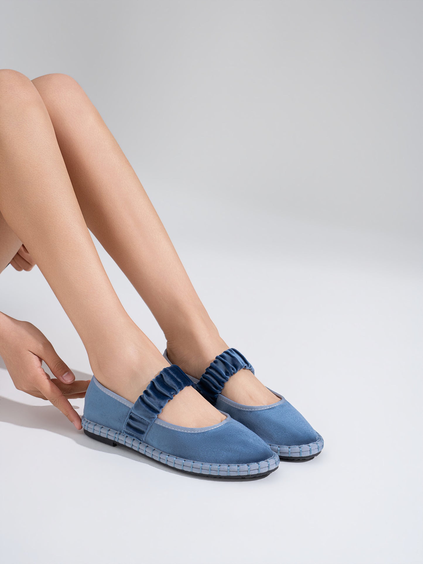 MERCEDITAS BEATRIZ GOMA BLUE