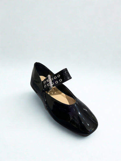ZAPATO PLANO SILVANA HEBILLA NEGRO