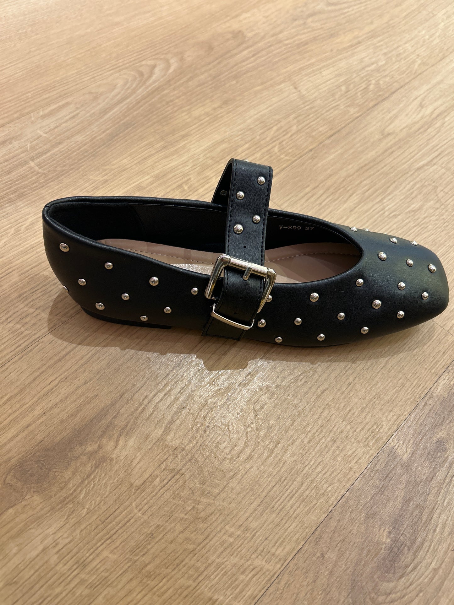 ZAPATO PLANO ROMA NEGRO