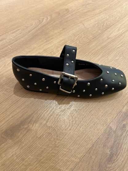 ZAPATO PLANO ROMA NEGRO