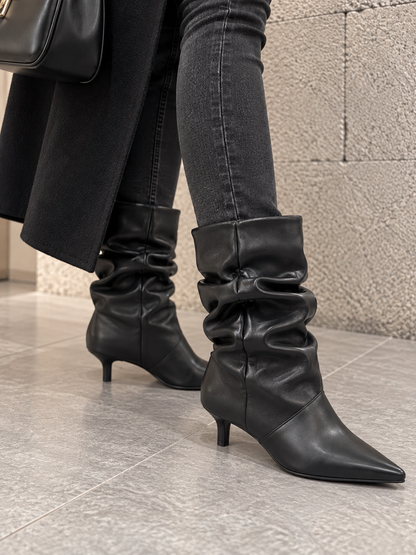 BOTÍN SLOUCHY TACÓN KITTEN NK NEGRO PU