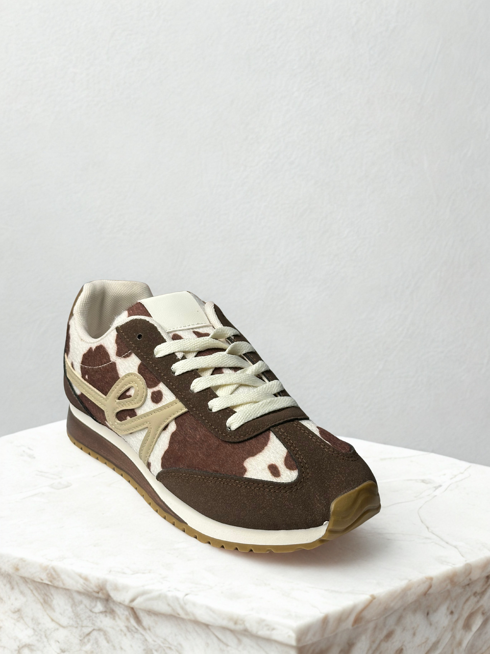 ALEJANDRA COW SNEAKER