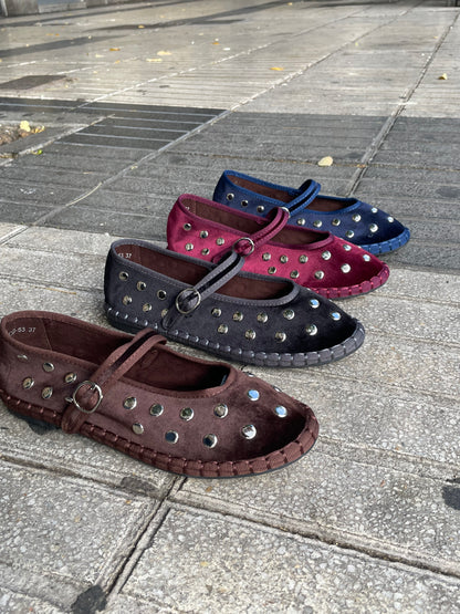 MERCEDITAS NAYLA TACHUELAS WINE