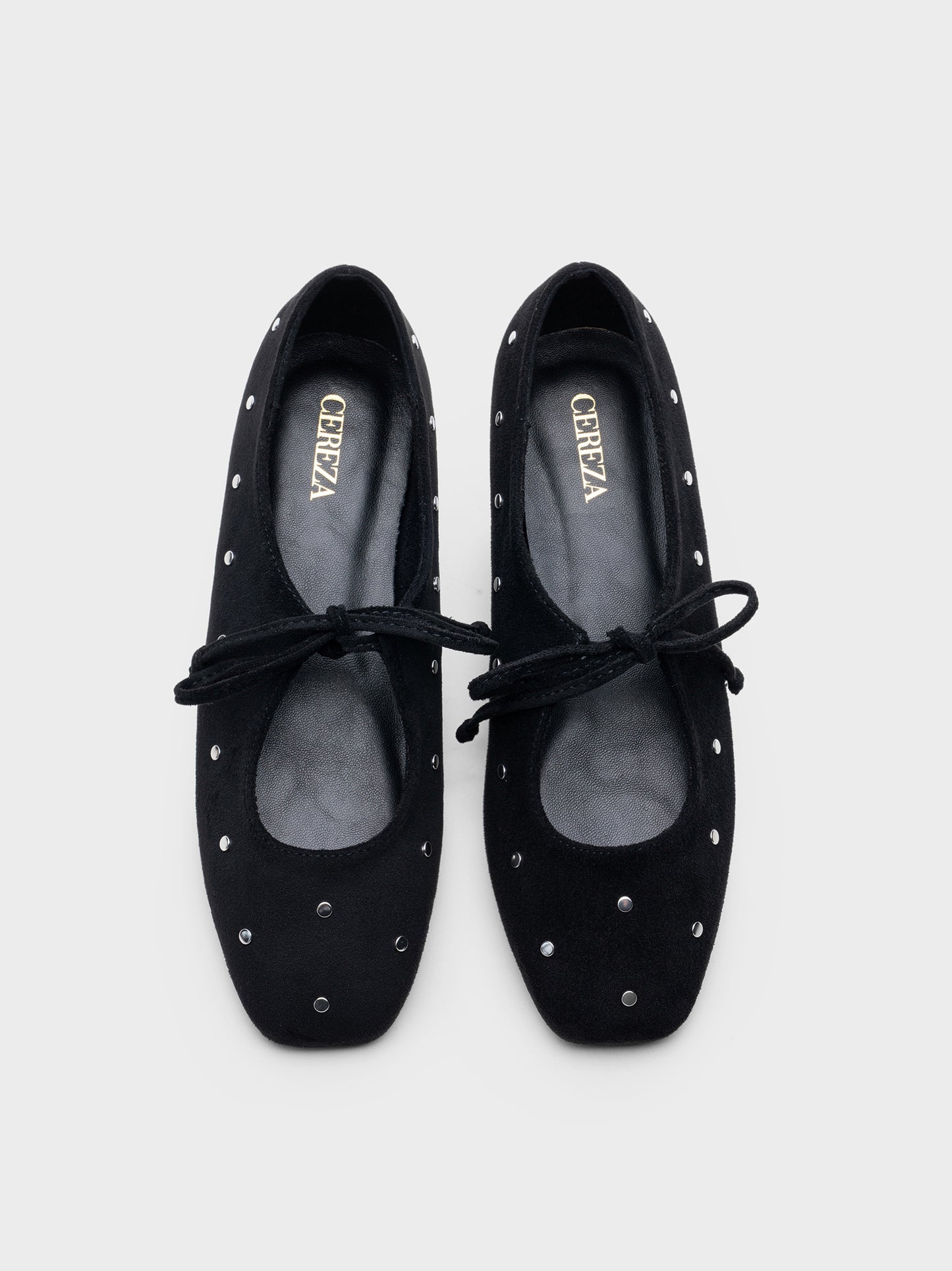 MERCEDITAS ABIERTAS TACHUELAS NUDO BLACK