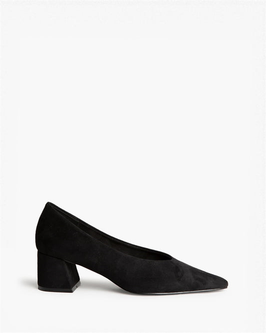 ZAPATO SALON TACON CUADRADO NEGRO