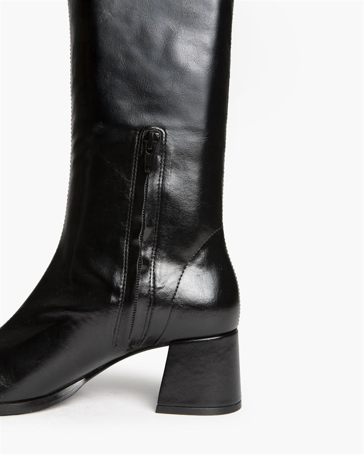 BOTA ALTA MISS TACON CUADRADO NEGRA