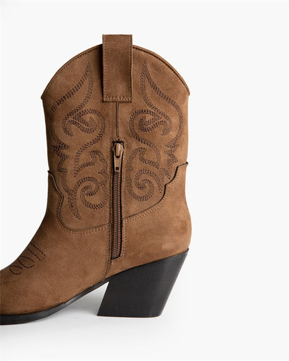 BOTIN COWBOY BORDADO NASH CAMEL