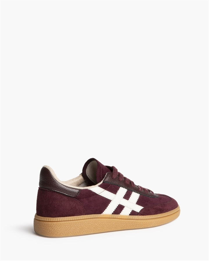 ZAPATILLAS RETRO 26 BURDEOS