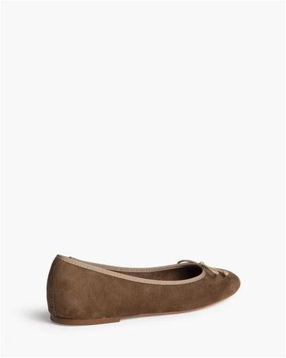 BAILARINA ANTELINA LAZO LINEA CAMEL