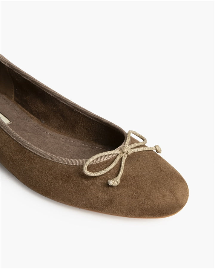BAILARINA ANTELINA LAZO LINEA CAMEL