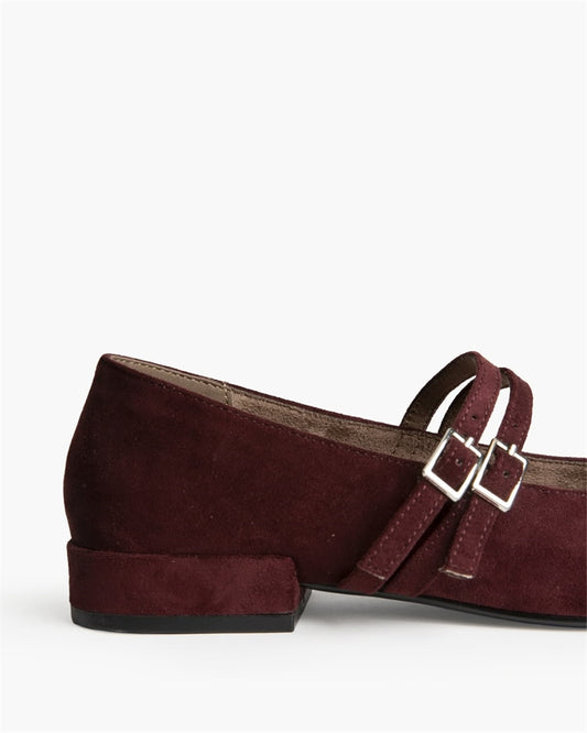 ZAPATO DOBLE CINTURON TACON BAJO BURDEOS