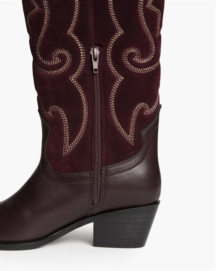BOTA ALTA COWBOY CONTRASTE BURDEOS