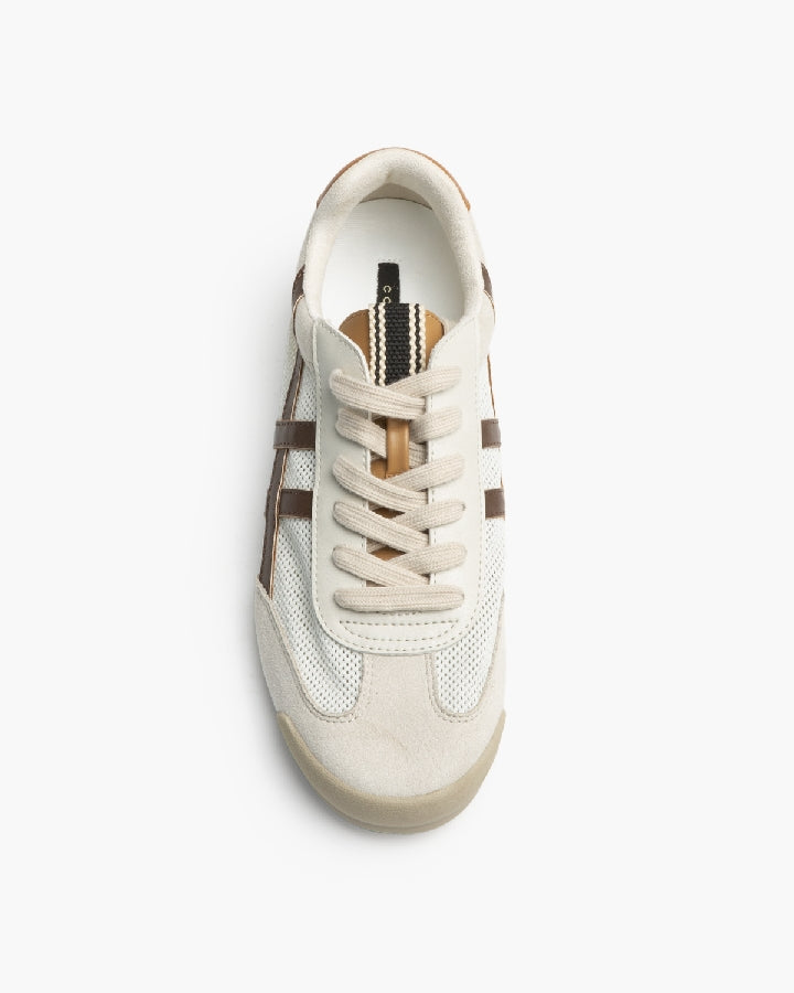 ZAPATILLAS RETRO CALADA BEIGE / CAFÉ