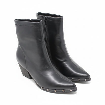 BOTÍN TACON TACHAS NEGRO