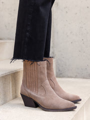 BOTÍN CHELSEA PIEL KHAKI