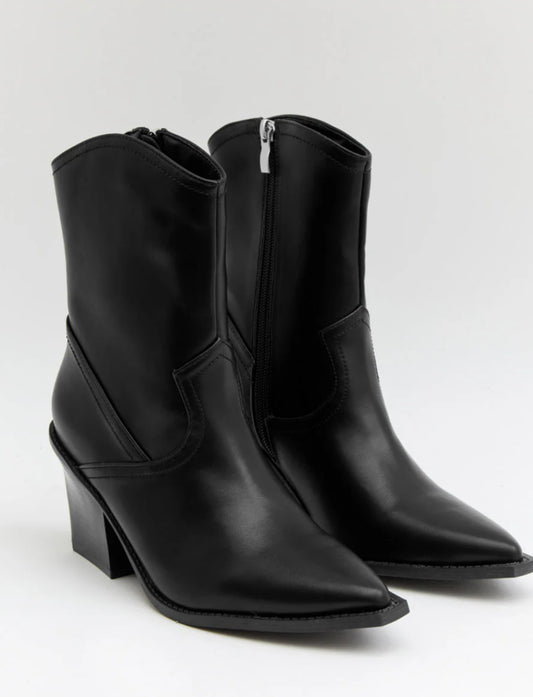 BOTÍN FRANCISCA BLACK