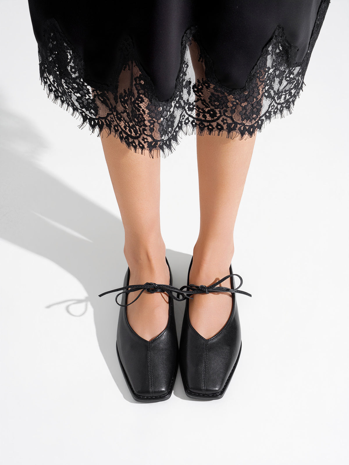 ZAPATO CORDONES PUNTA CUADRADA BLACK