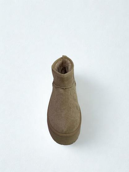 BOTÍN TERESA PELITO BEIGE