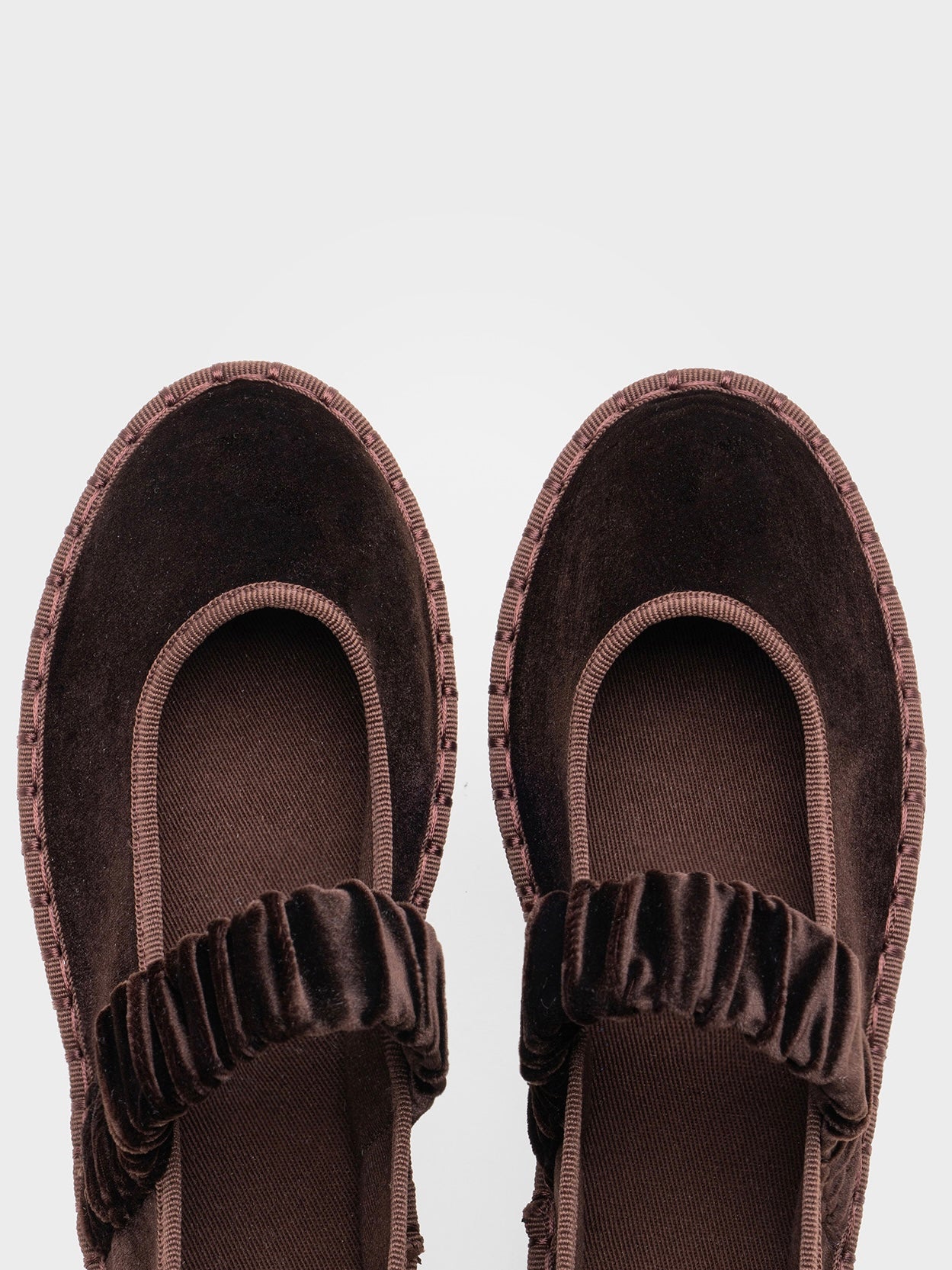 MERCEDITAS BEATRIZ GOMA BROWN