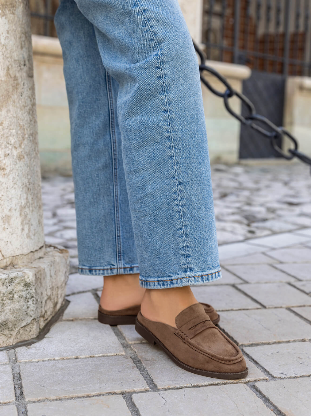 MOCASÍN MULE ANTELINA SADDLE MOKA
