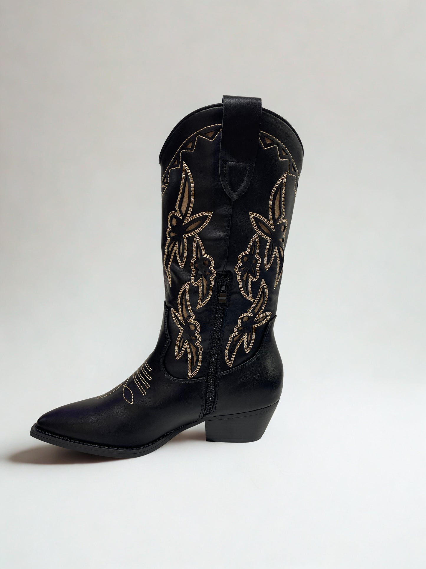 BOTA COWBOY BORDADO BEIGE NEGRO