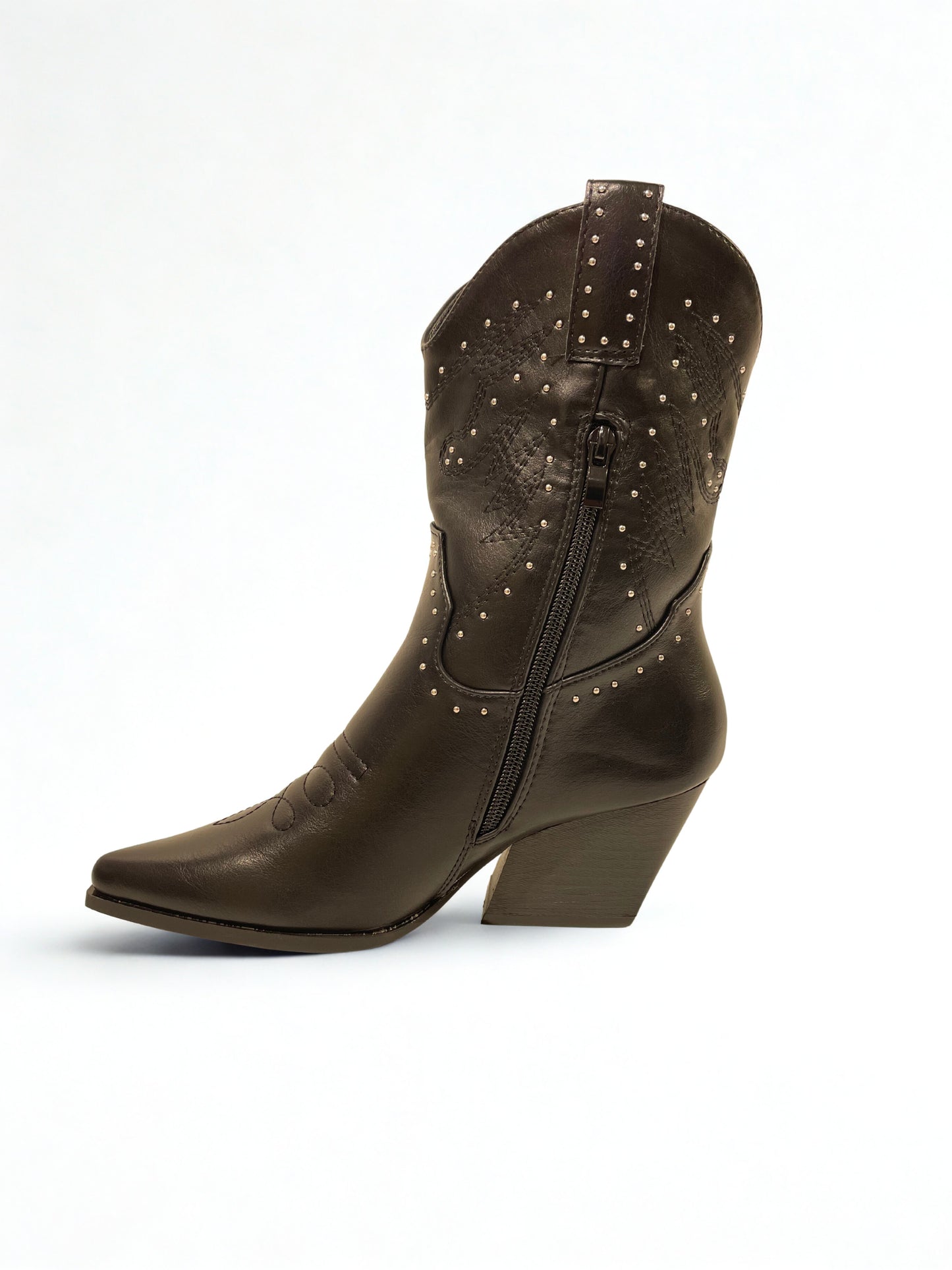 BOTÍN TACHUELAS BLACK