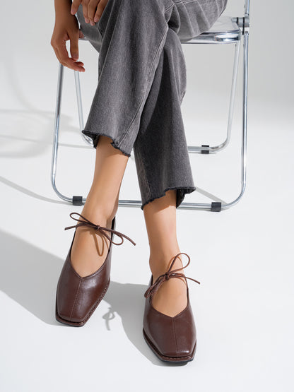 ZAPATO CORDONES PUNTA CUADRADA BROWN