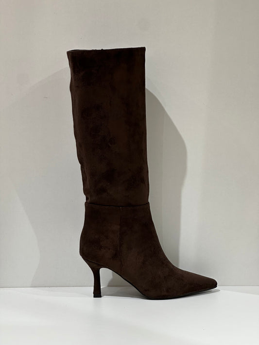 BOTA DIANA TACÓN KITTEN BROWN