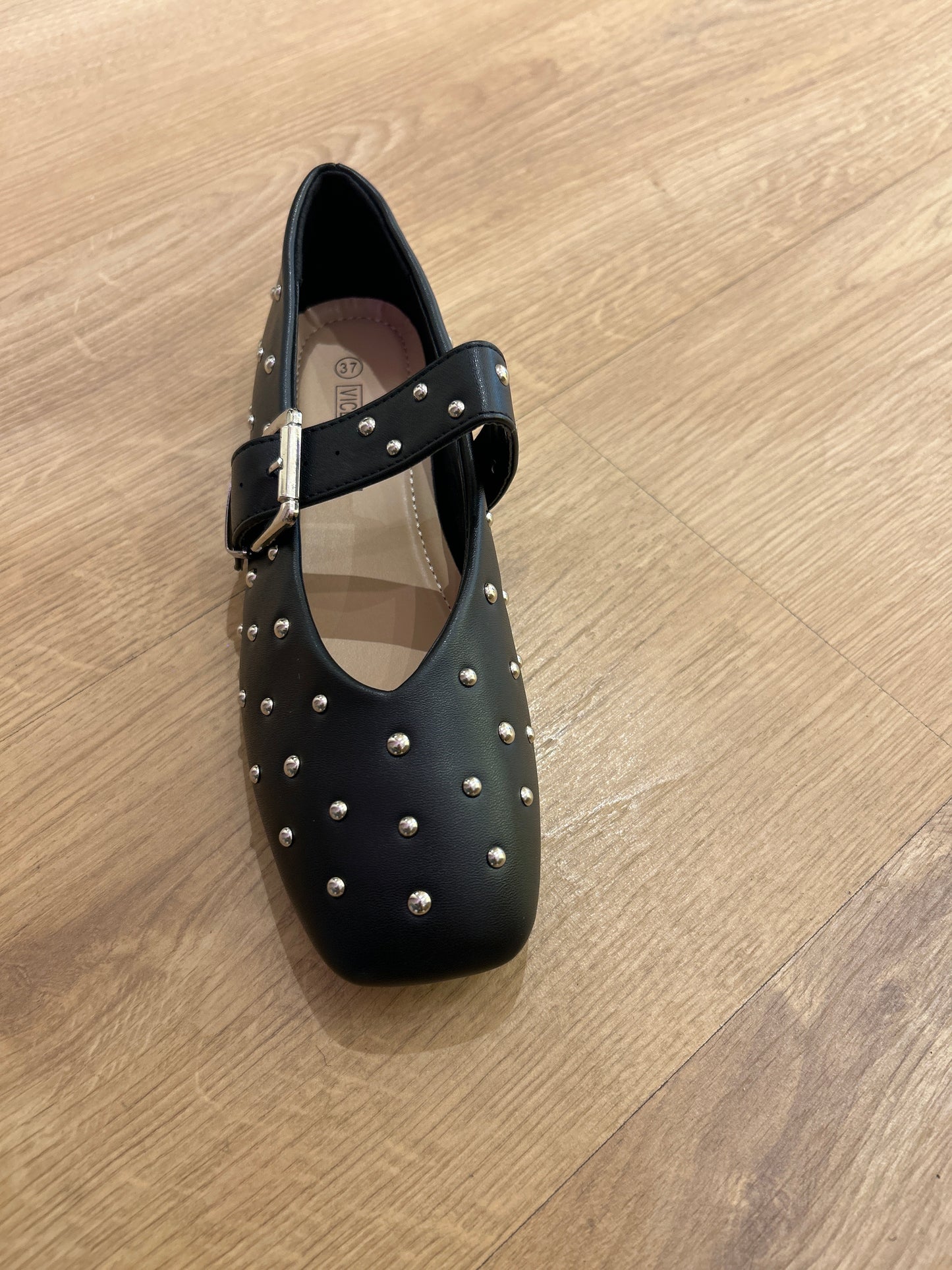 ZAPATO PLANO ROMA NEGRO