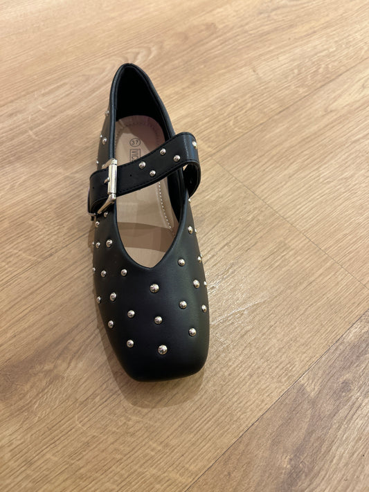 ZAPATO PLANO ROMA NEGRO