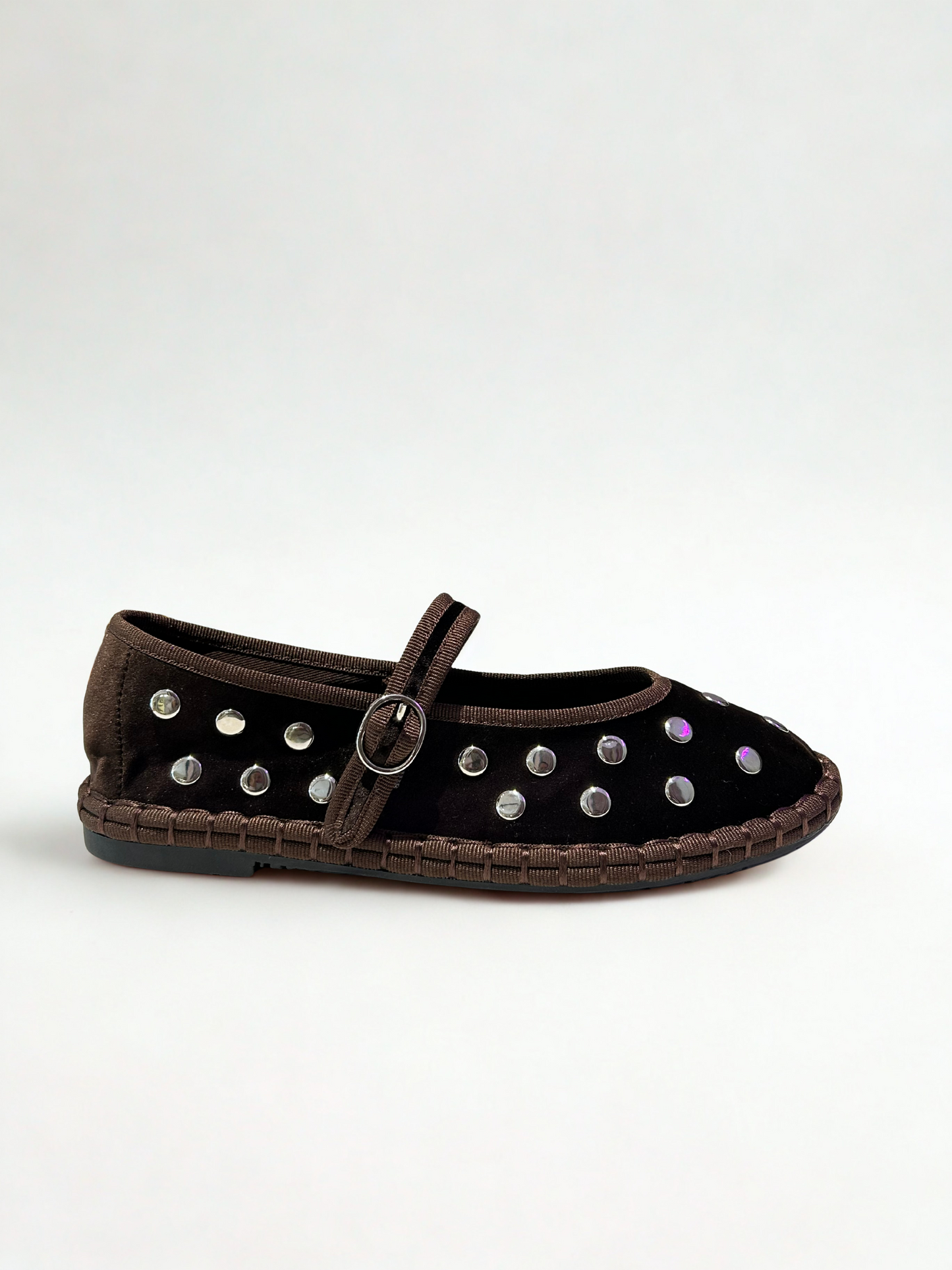 MERCEDITAS NAYLA TACHUELAS BROWN