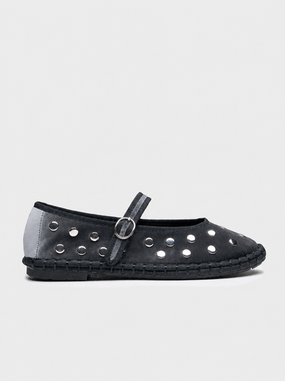MERCEDITAS NAYLA TACHUELAS GREY