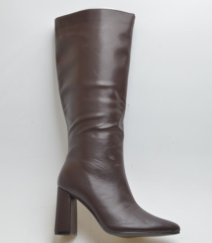 BOTA CARMEN ALTA TACÓN MARRÓN