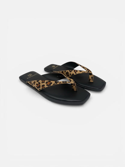 SANDALIA DEDO V LEOPARD