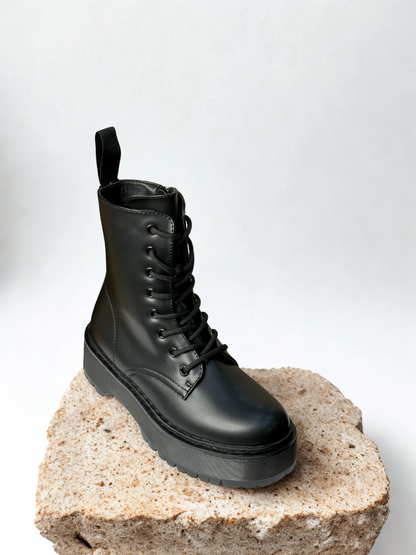BOTÍN MILITAR LOURDES NEGRO