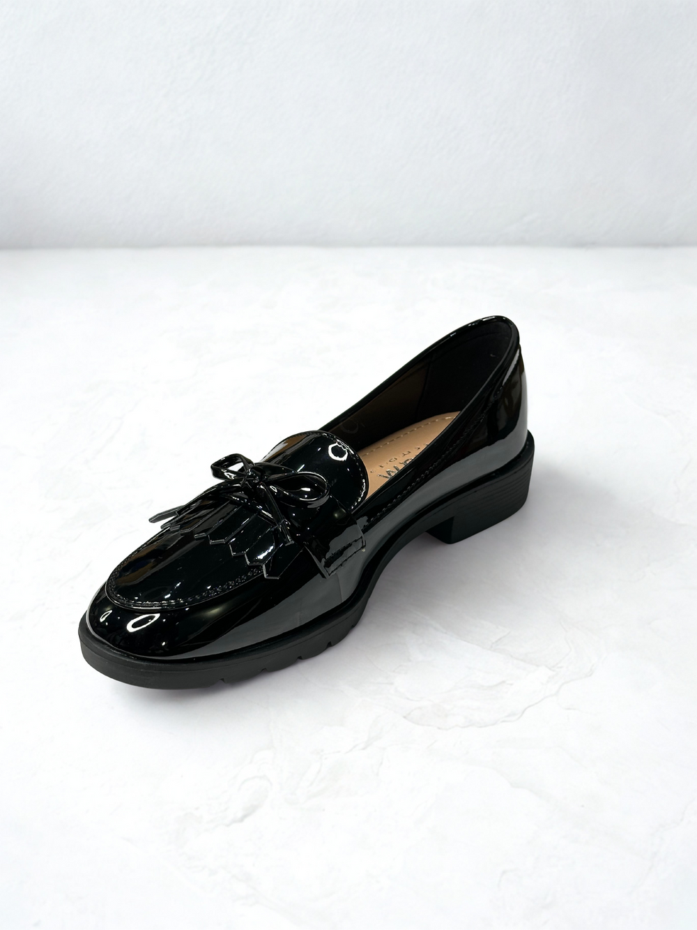 Malak moccasin with black fringes