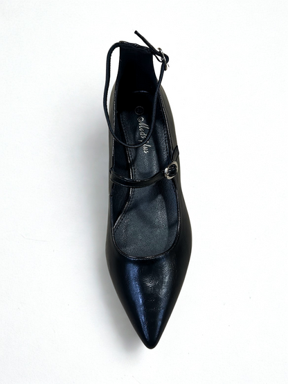 ZAPATO MARY JANE EN PUNTA NEGRO